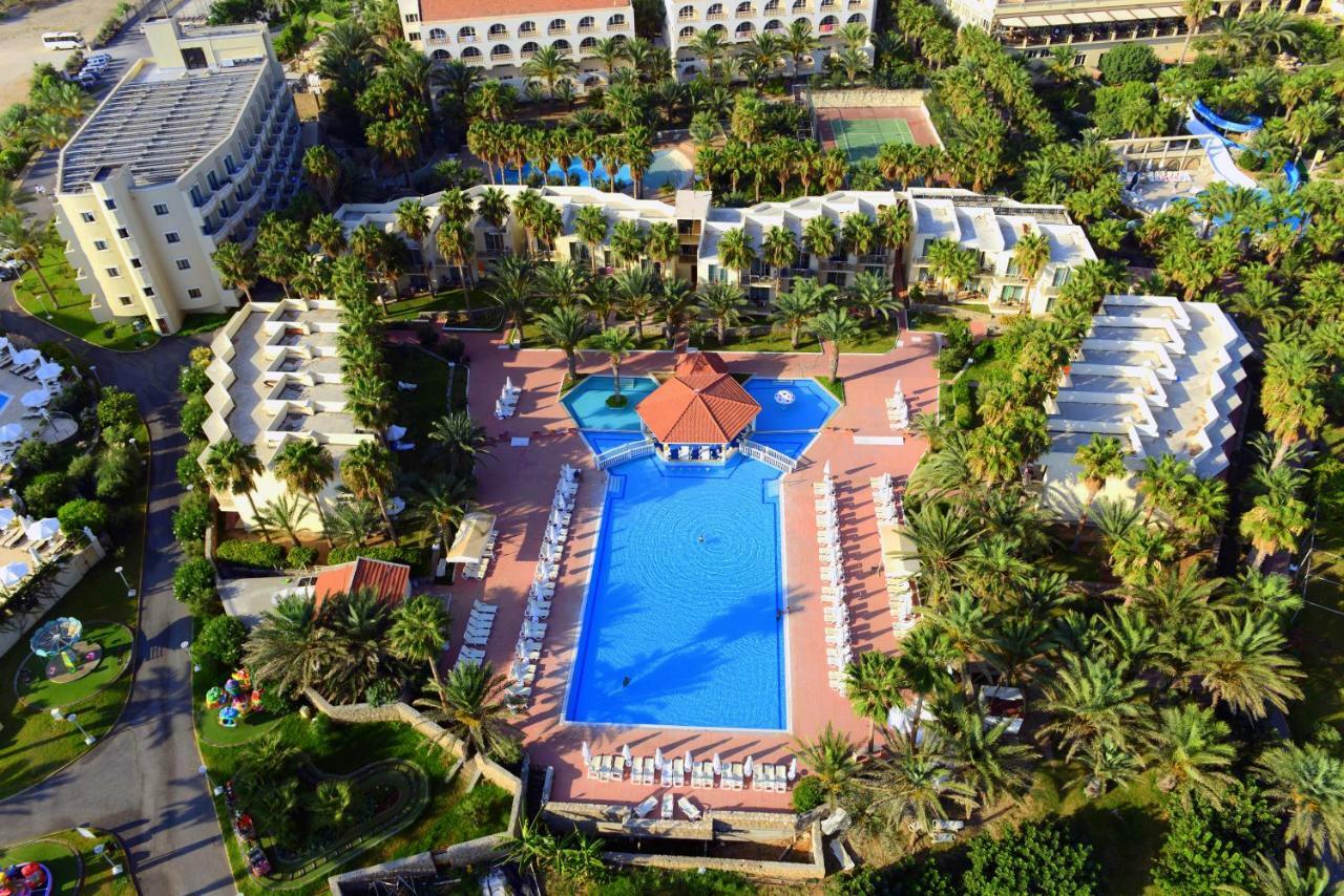 Oscar Beachfront Resort & Spa & Casino キレニア エクステリア 写真