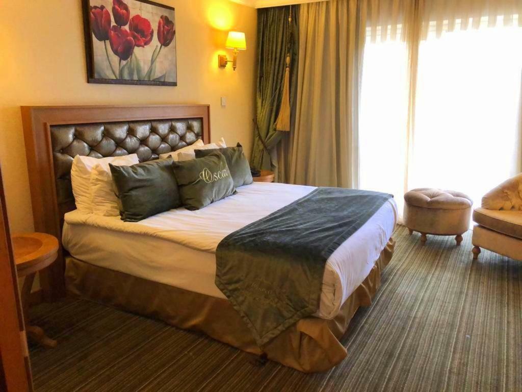 Oscar Beachfront Resort & Spa & Casino キレニア エクステリア 写真
